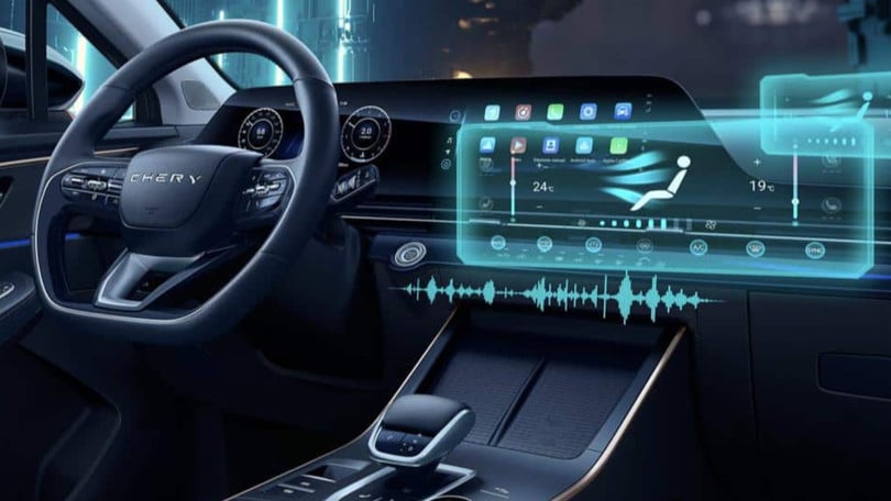 Omoda 5 con un mega display unico da 20,25"