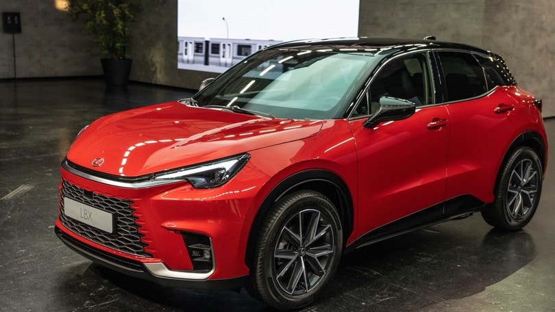 Lexus LBX, controcorrente e innovativa