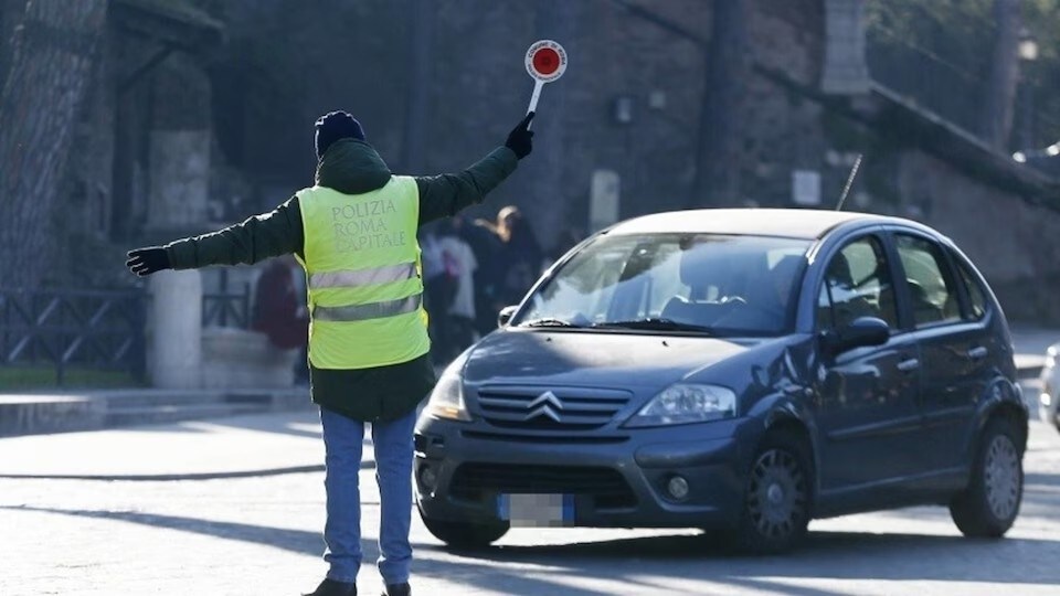 Nuovo Codice della Strada, Salvini: “ergastolo della patente e alcol-lock”