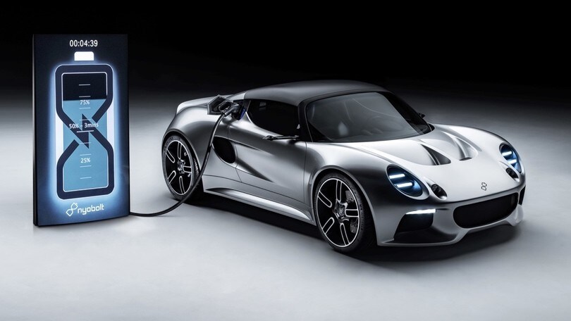 Nyobolt EV, come "rinasce" la Lotus Elise che si ricarica in 6 minuti