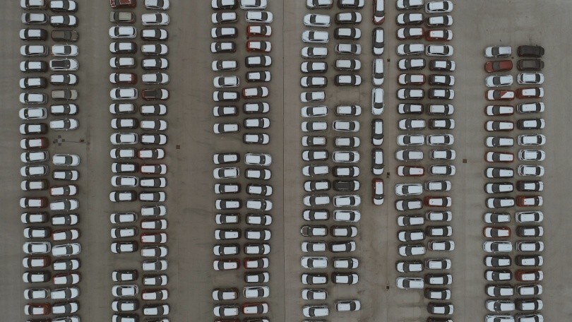 L'auto? Secondo gli italiani potrebbe diventare inaccessibile