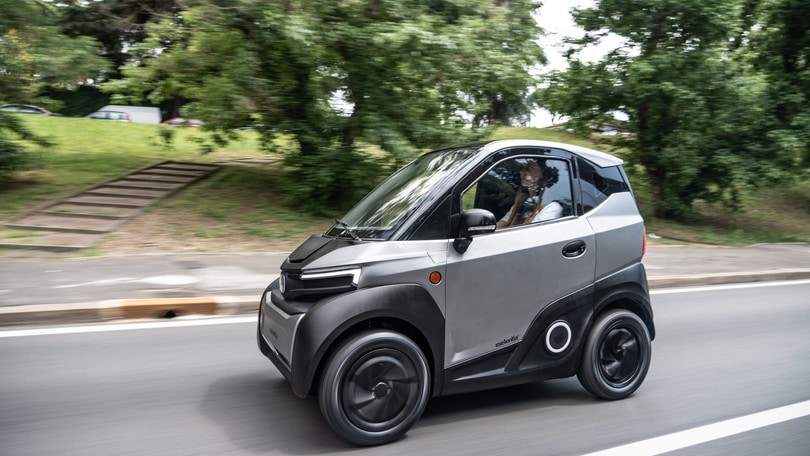 Silence S04, le batterie estraibili sono l'asso nella manica