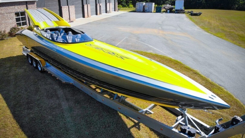 Adrenaline ZRX47, la barca da 2.700 CV che costa più di una supercar