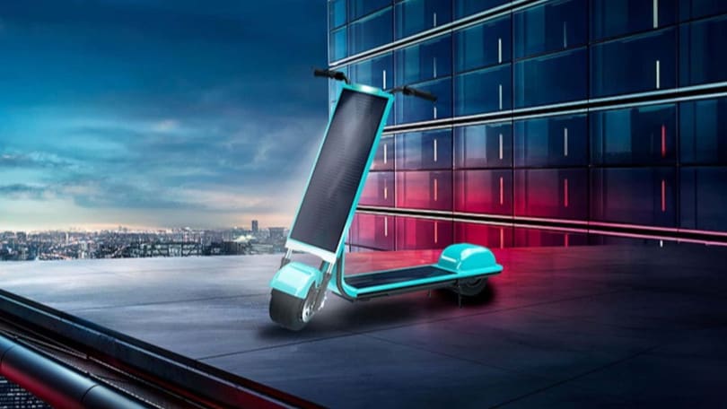 Solar Scooter S80, il monopattino che si muove grazie alla luce solare