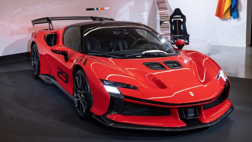 Ferrari SF90 XX Stradale, la supercar si evolve