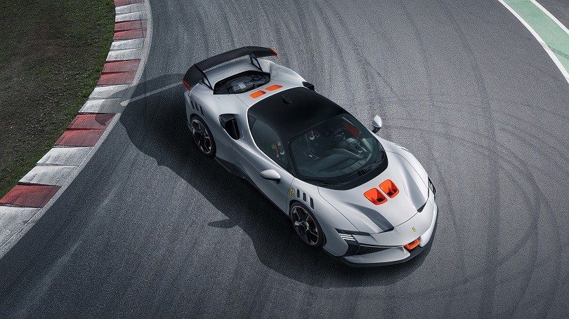 Ferrari, Flavio Manzoni racconta la SF90 XX Stradale