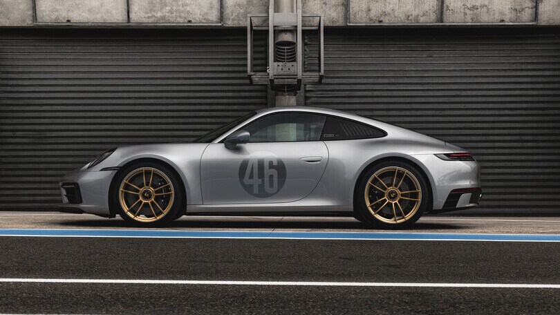 Porsche 911 Carrera GTS Le Mans Centenaire Edition