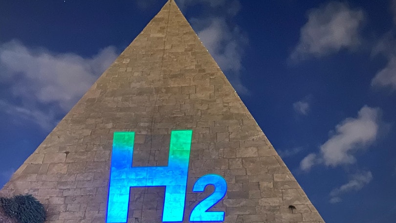 Idrogeno in Italia, molte possibilità ma niente progetti