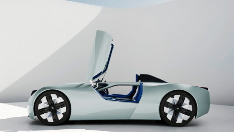 Le foto della Makkina TR25, one-off elettrica su base BMW i3S