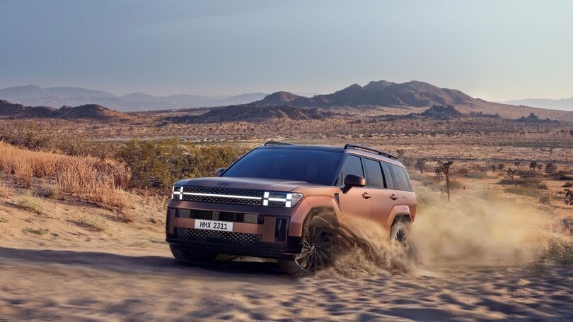 Hyundai Santa Fe, il grande Suv si rinnova