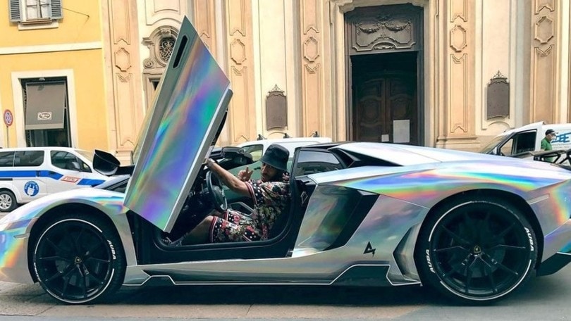 Stop alle auto cromate dal 2024: la vernice è cancerogena