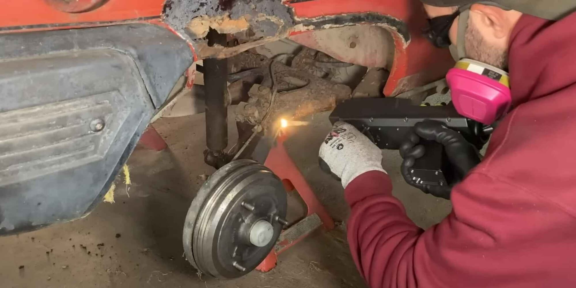 L’auto rimessa a nuovo con il laser