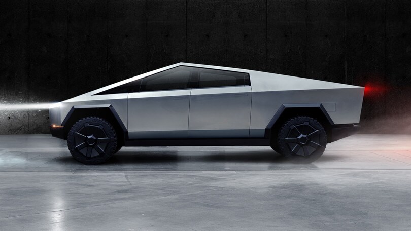 Musk colpisce ancora, Tesla Cybertruck, quasi 2 milioni di pre-ordini