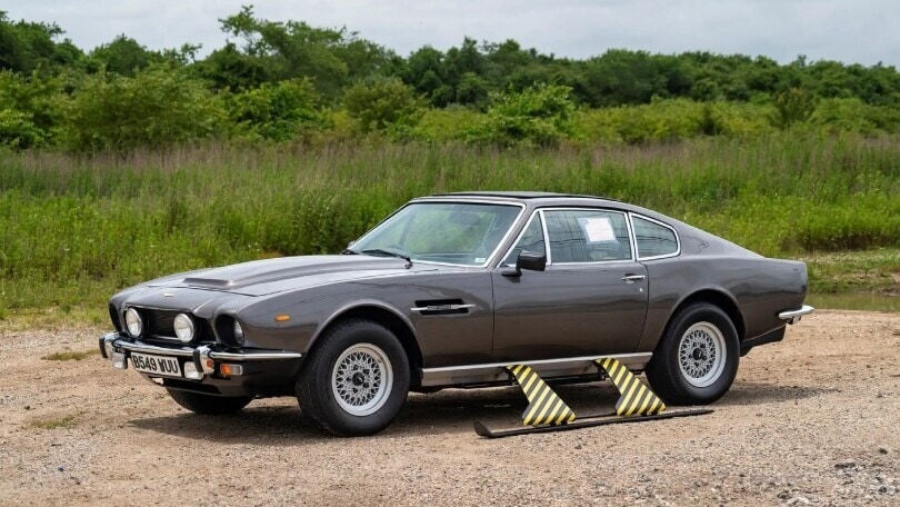 Aston Martin V8 "The Living Daylights": all'asta quella di James Bond