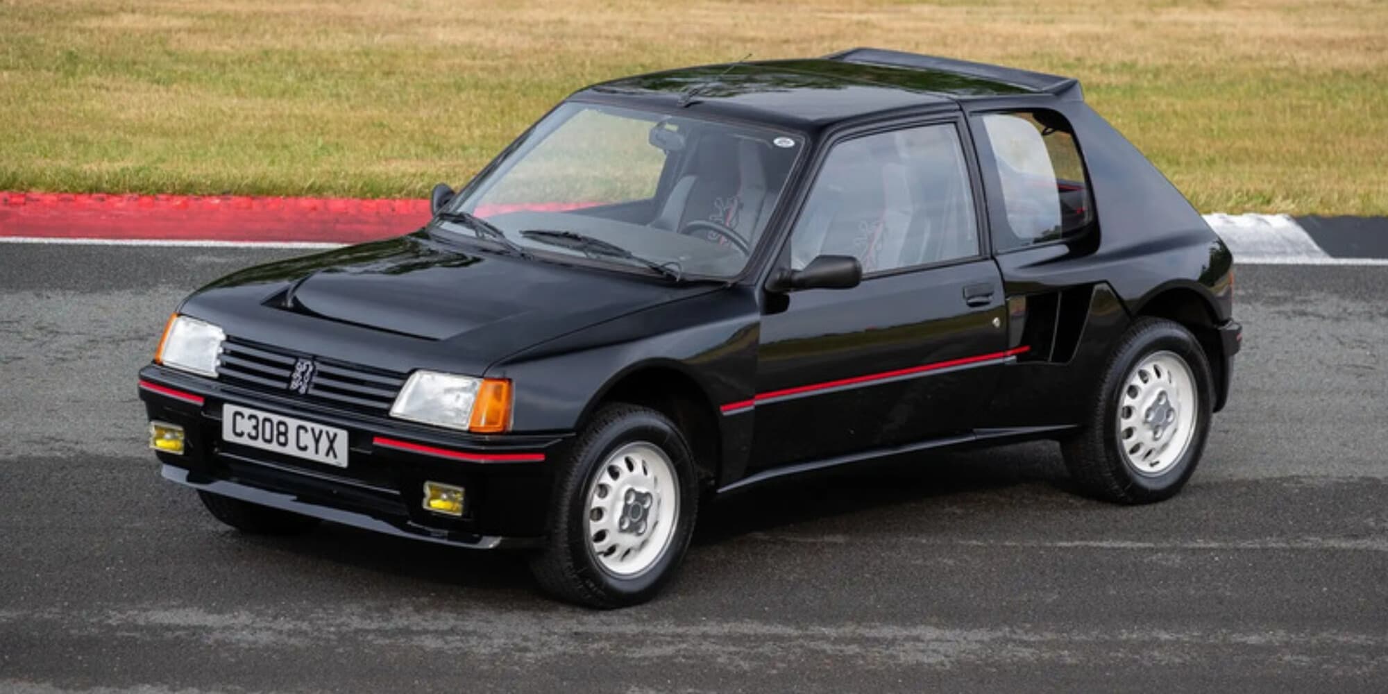 Peugeot 205 T16, asta dal sapore rally