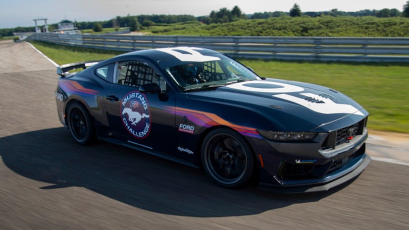 Ford Mustang Dark Horse R, 500 cv per la pista
