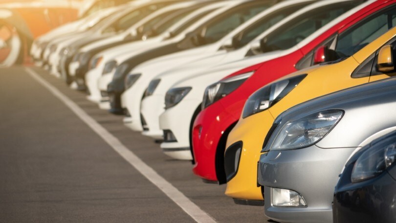 Mercato auto, crescono le vendite delle auto di fascia alta