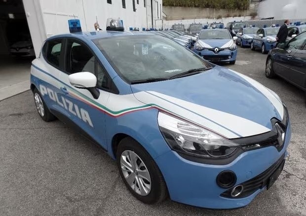 Da Subaru a BMW, tutte le auto straniere della Polizia di Stato