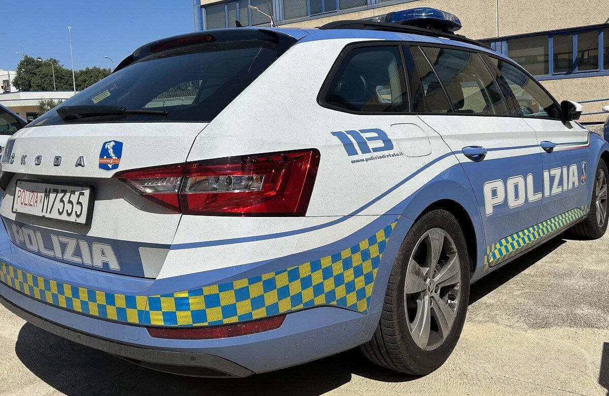 Da Subaru a BMW, tutte le auto straniere della Polizia di Stato