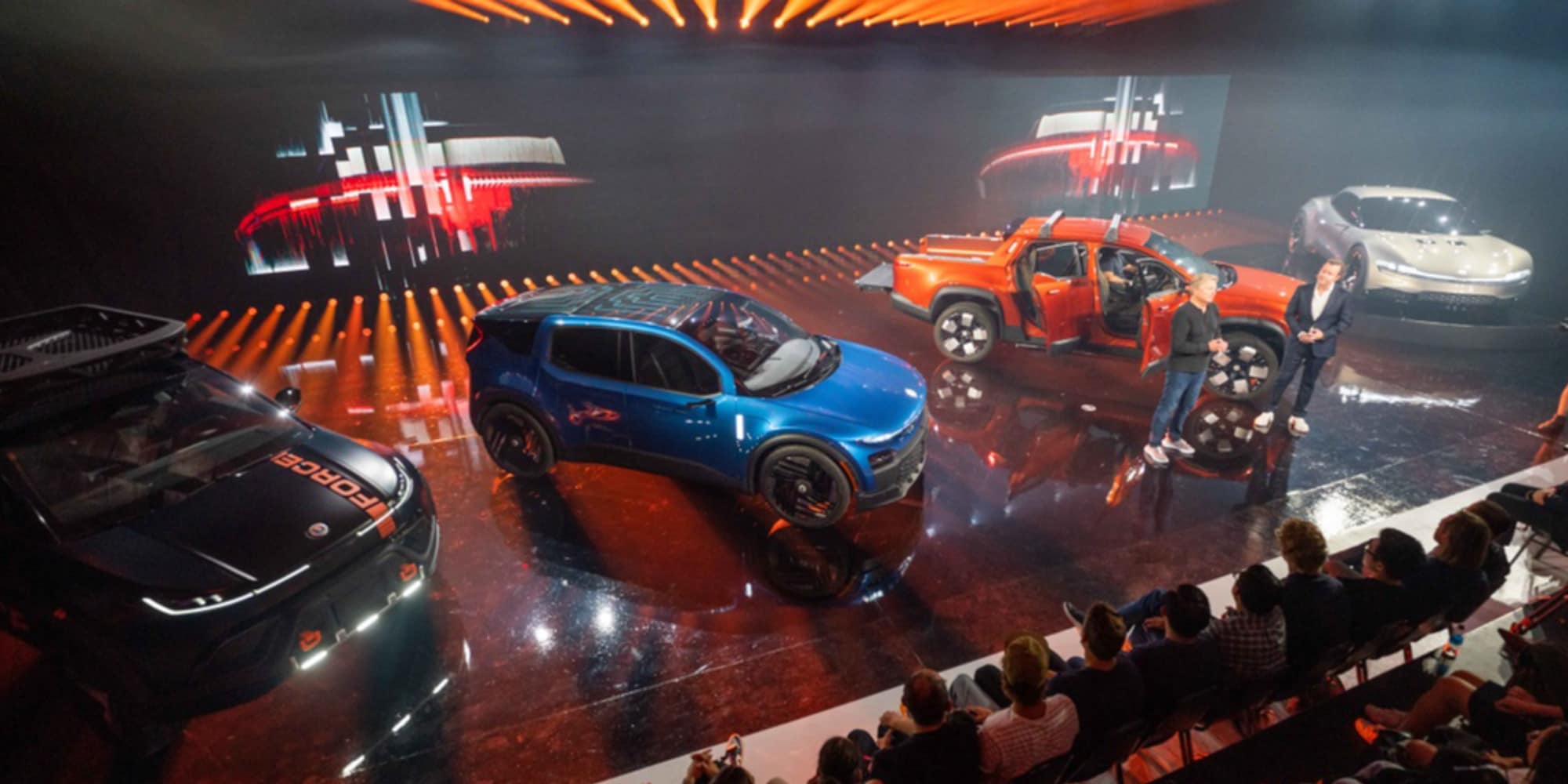 Fisker lancia la gamma del futuro: show elettrico in California