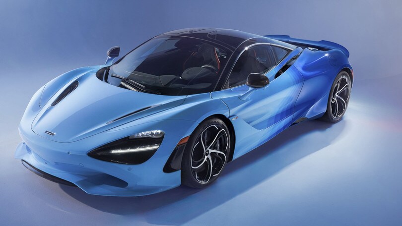 McLaren 750S Spectrum Theme, livrea speciale in 7 tonalità