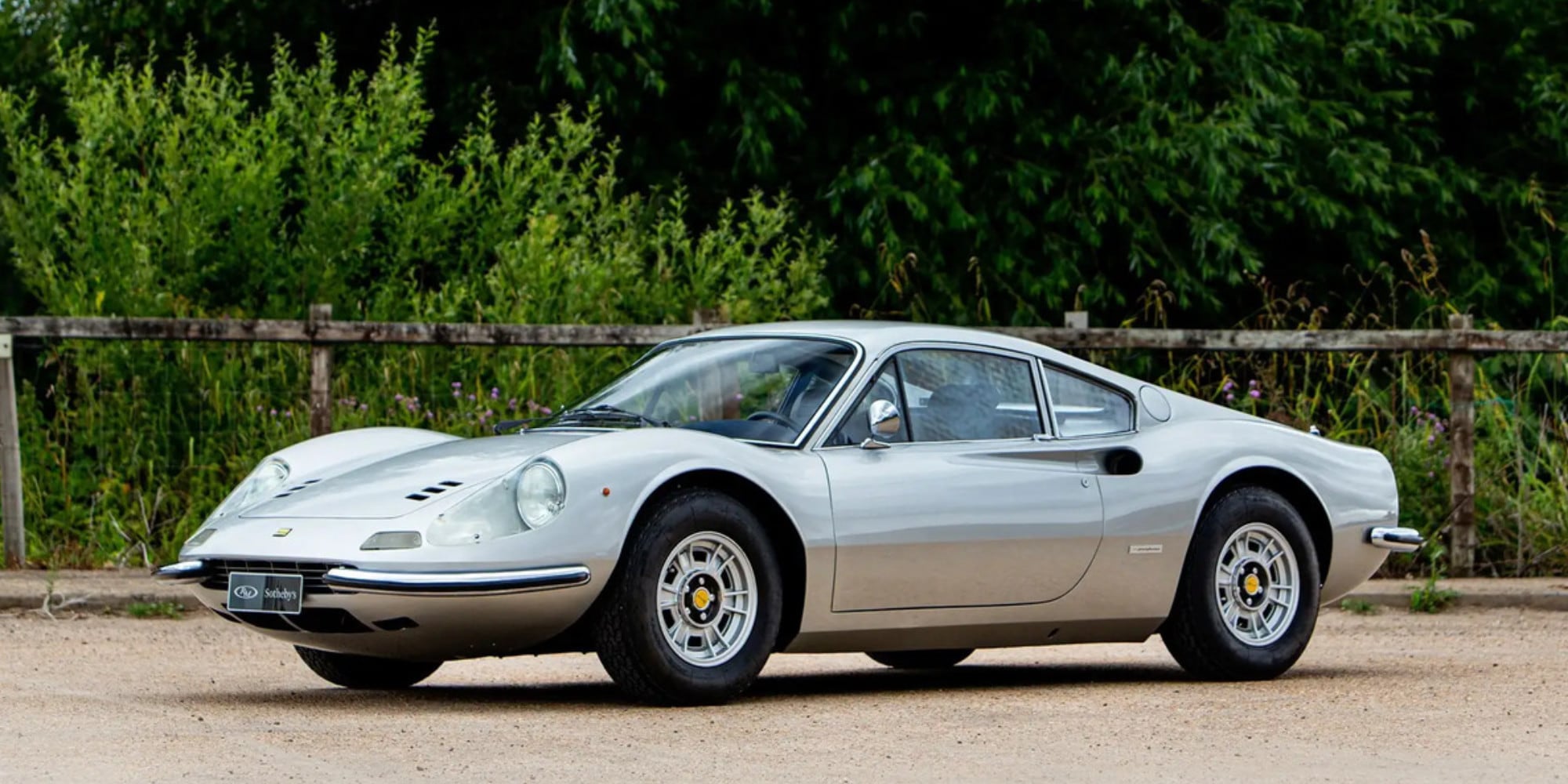 Ferrari, asta rock: in vendita la Dino 246 GT di Keith Richards