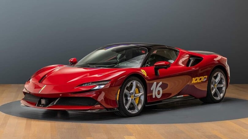Ferrari SF90 Spider, omaggio alla SF1000 del Mugello