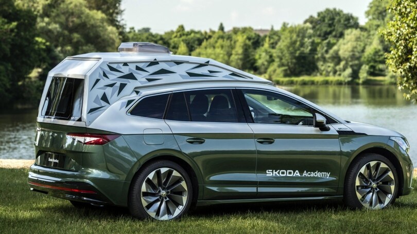 Škoda Roadiaq, il mini camper per il lavoratore itinerante