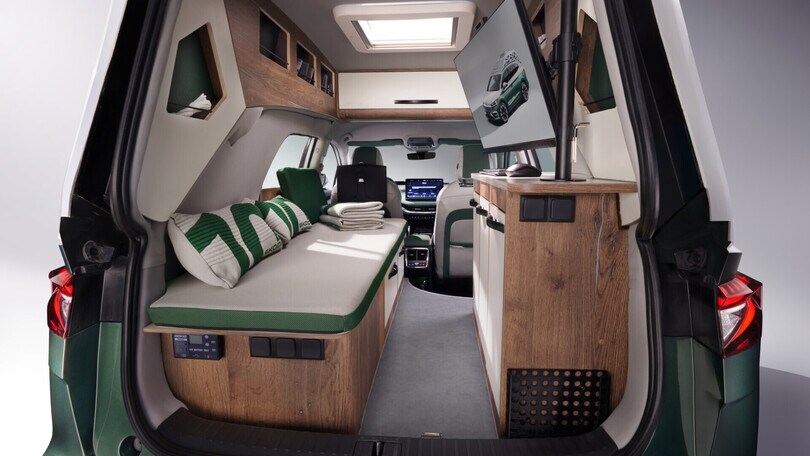 Škoda Roadiaq, l'ibrido auto-camper realizzato dagli studenti