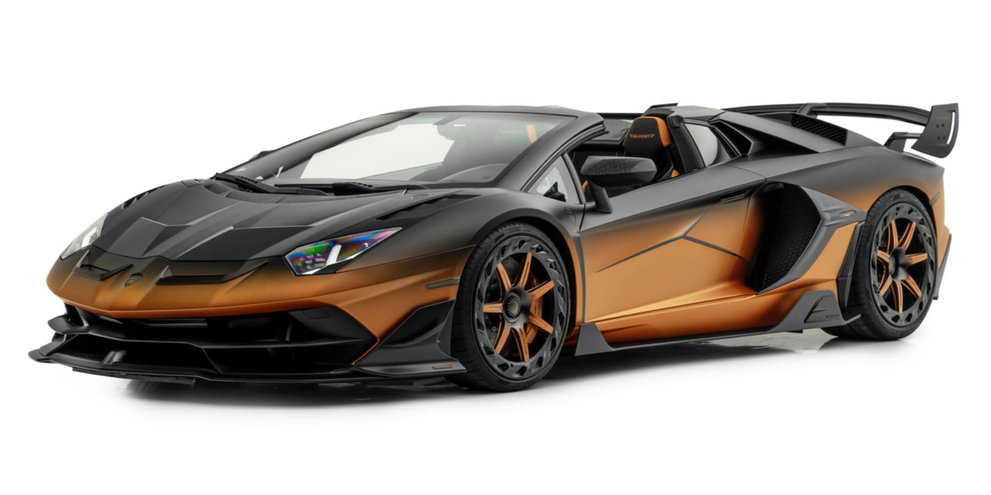 Lamborghini, Carbonado GTS omaggia Aventador