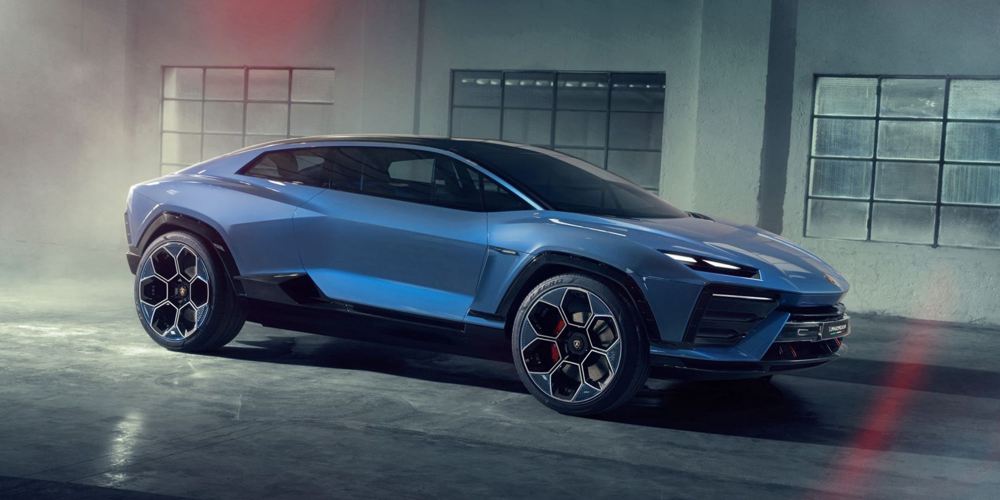 Lamborghini, la rivoluzione elettrica parte da Lanzador