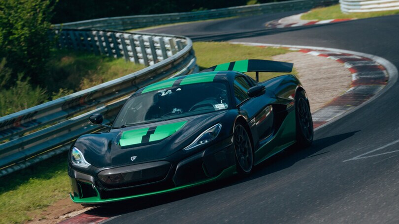 Rimac Nevera, record al Nürburgring e Time Attack Edition