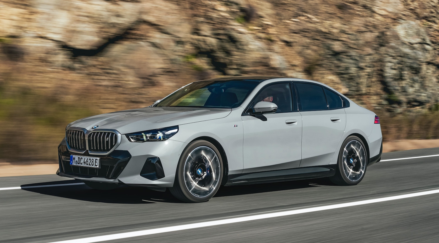 BMW, in arrivo la nuova Serie 5 plug-in hybrid