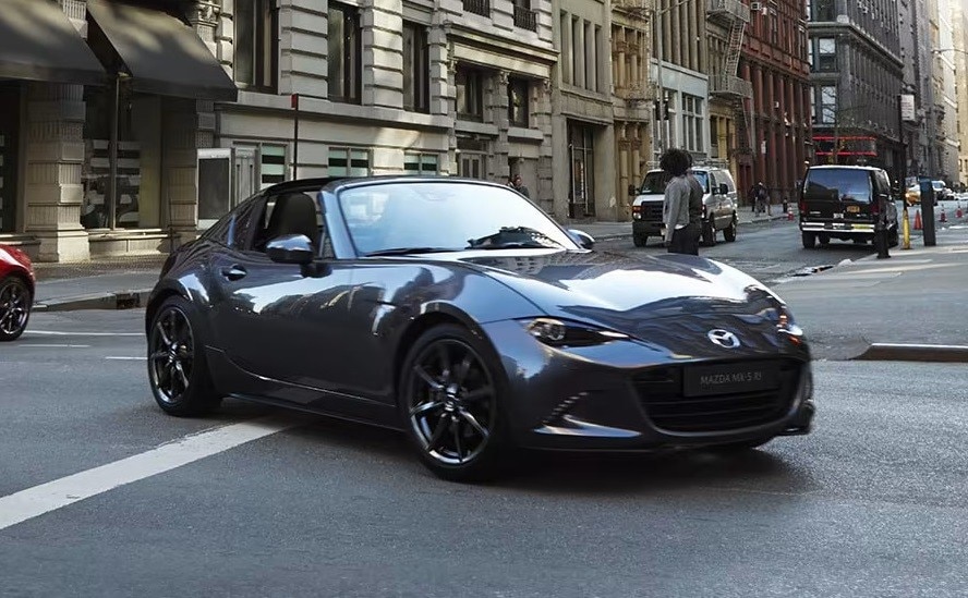 Mazda MX-5 RF, la prova
