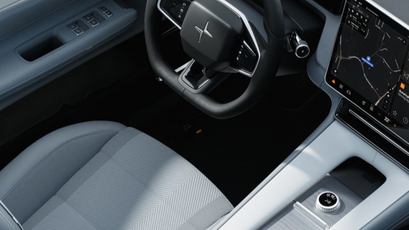 Con Polestar 4 debutta la guida autonoma Chauffeur