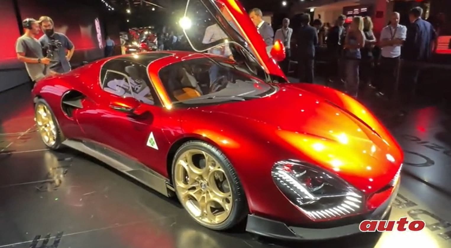 Alfa Romeo 33 Stradale, l'analisi della nuova supercar