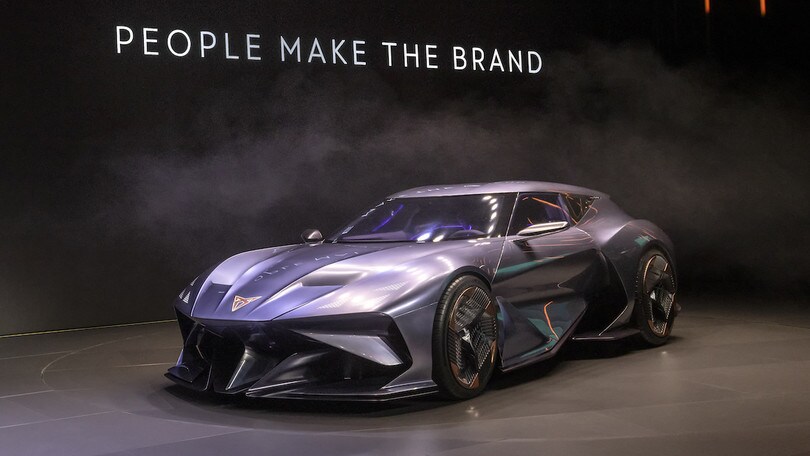 Cupra-Seat, passaggio di consegne: a Monaco c'è la visionaria DarkRebel