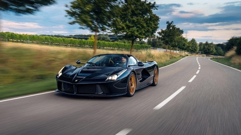 Una rarissima LaFerrari Aperta in vendita a 7 milioni di euro