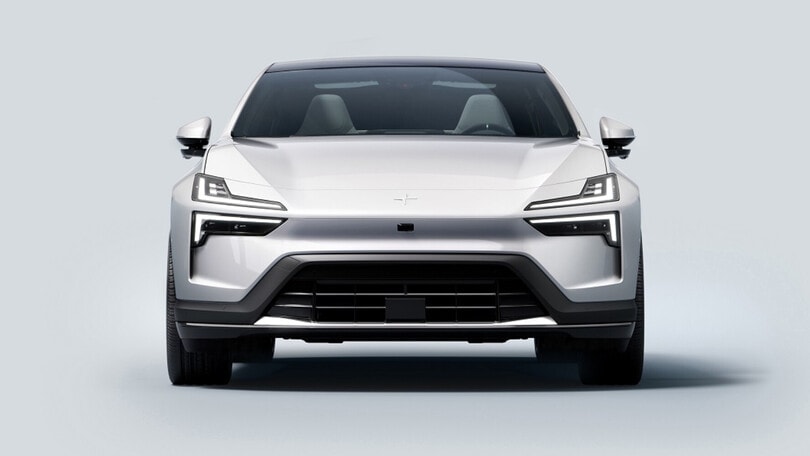 Compri la Polestar 4 e ti regalano uno smartphone