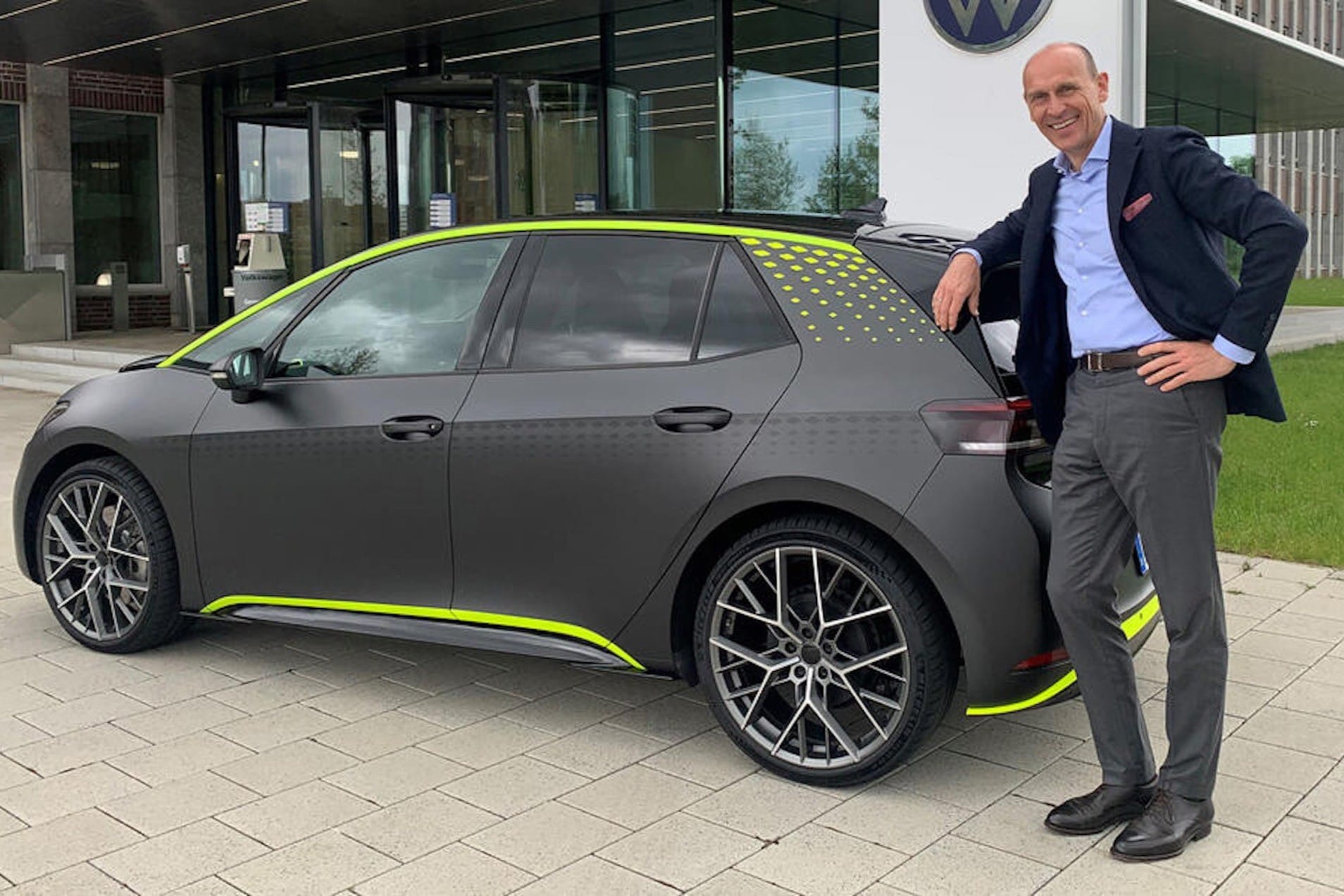 Volkswagen ID.3 GTX, muletti sulla strada del debutto