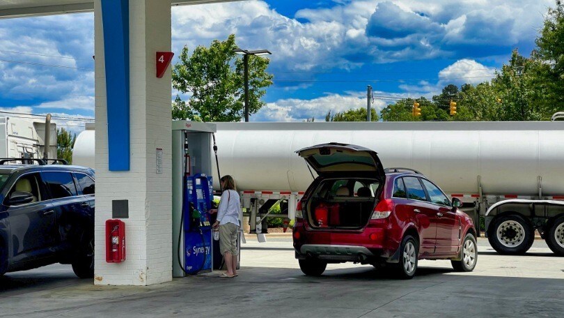 Caro carburanti, i benzinai si schierano per il taglio accise