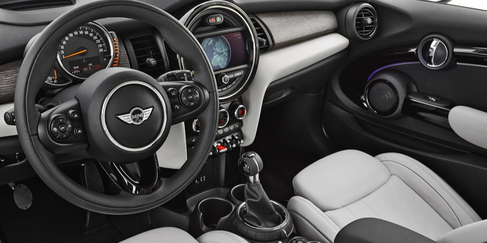 MINI dice addio al cambio manuale