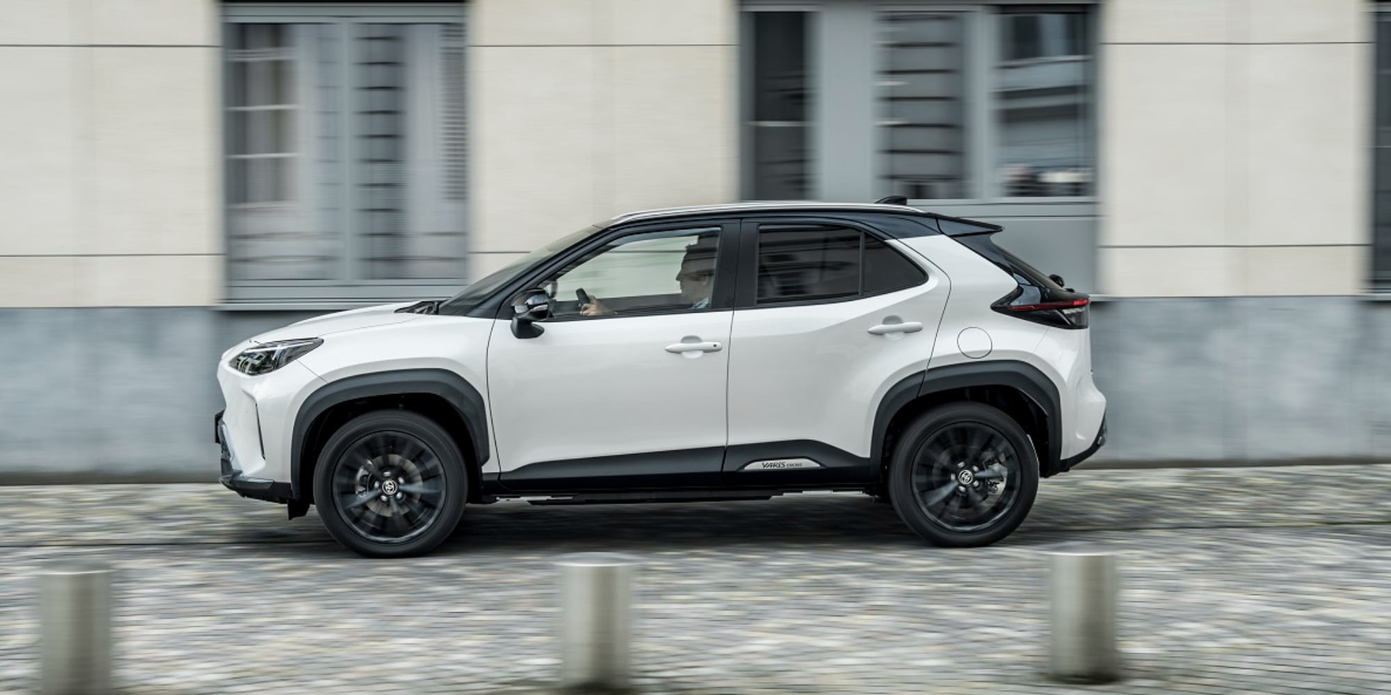 "I Suv sono pericolosi, serve una patente specifica"
