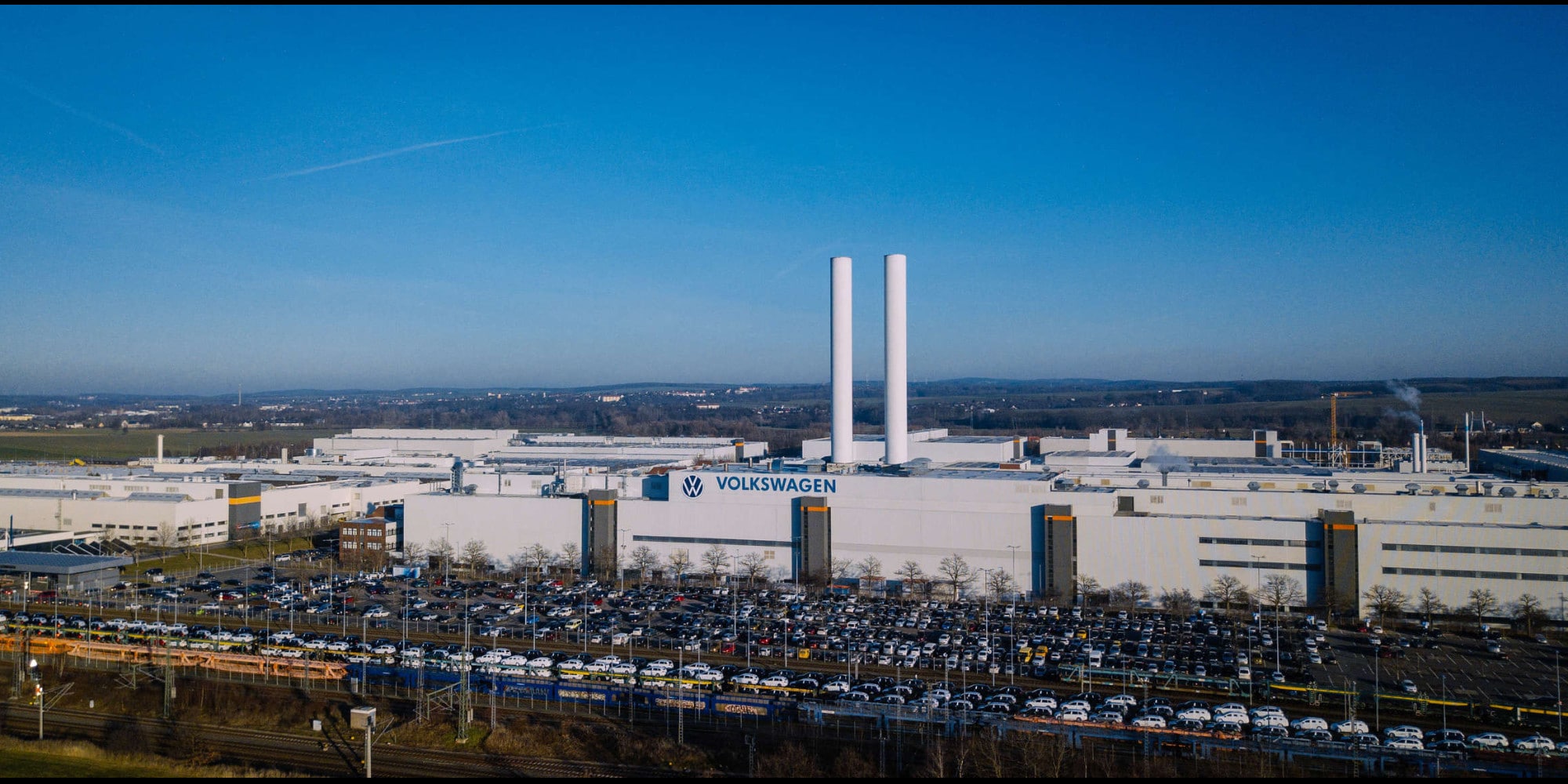 Volkswagen taglia i posti di lavoro: pochi ordini di auto elettriche
