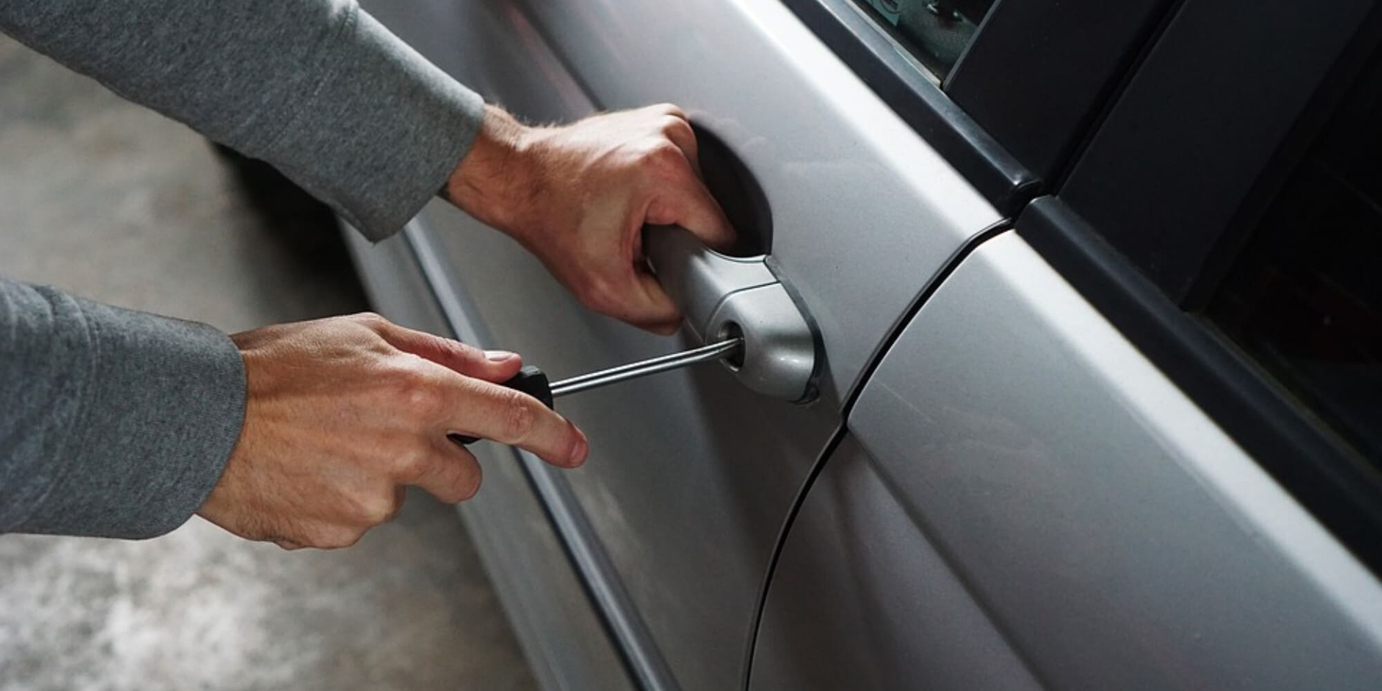 Furti di auto, preoccupante aumento nel 2022