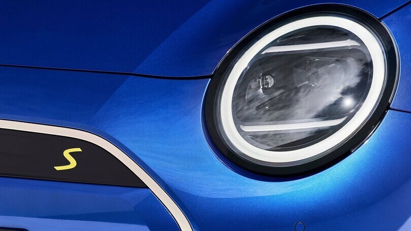 Nuova Mini elettrica, ecco spuntare la John Cooper Works