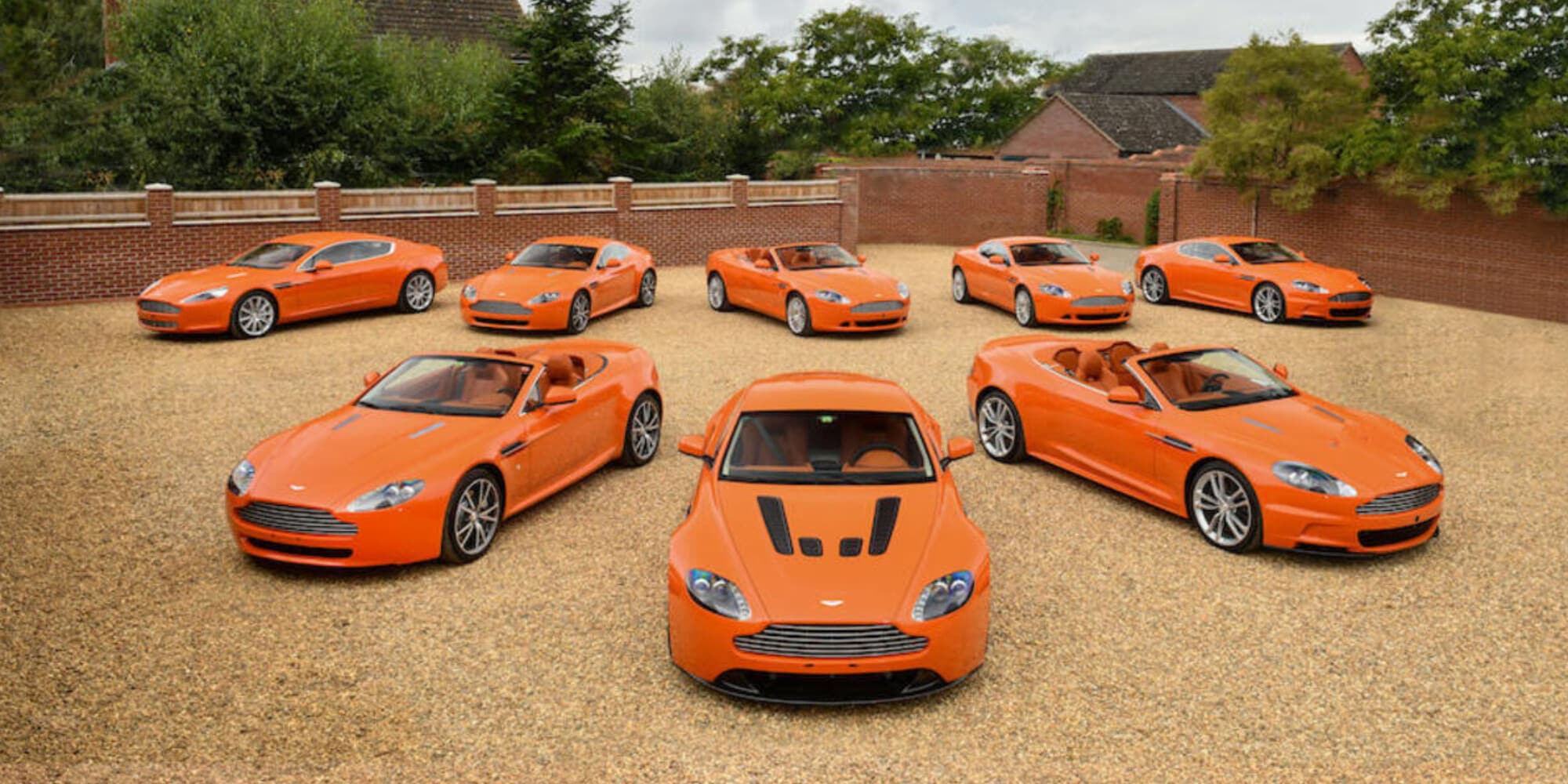 Aston Martin, un'asta a tinte arancioni