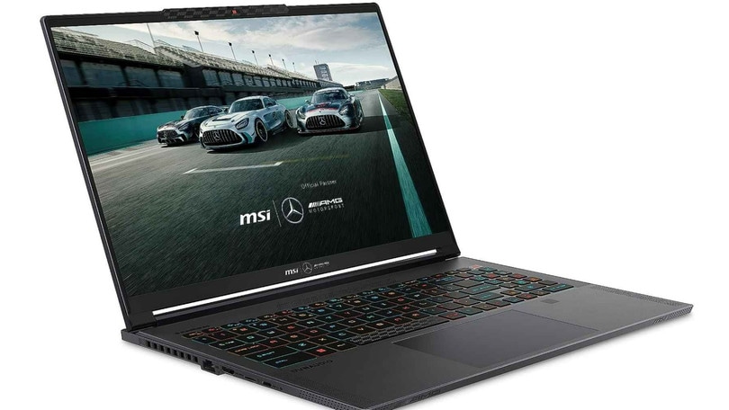 Mercedes-AMG firma un notebook esclusivo