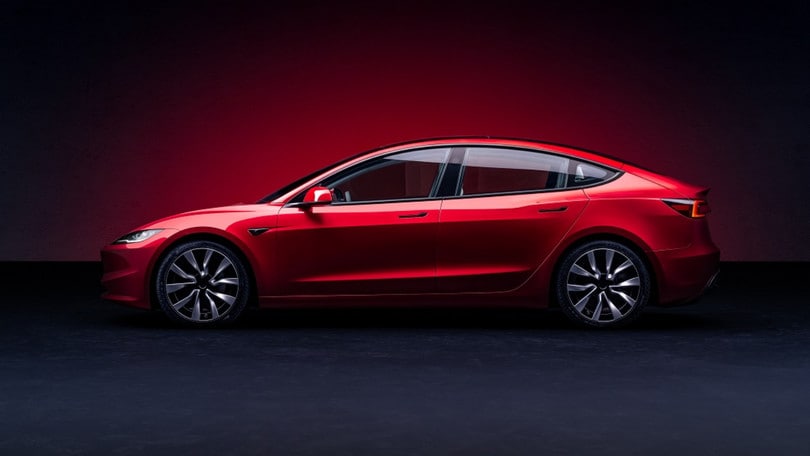 Nuova Tesla Model 3, in arrivo la Performance?