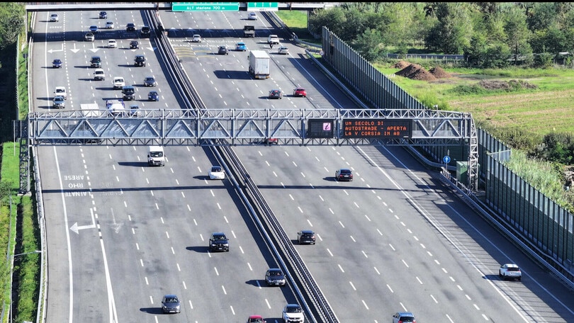 Finalmente la A8 Milano-Laghi ha un tratto a 5 corsie